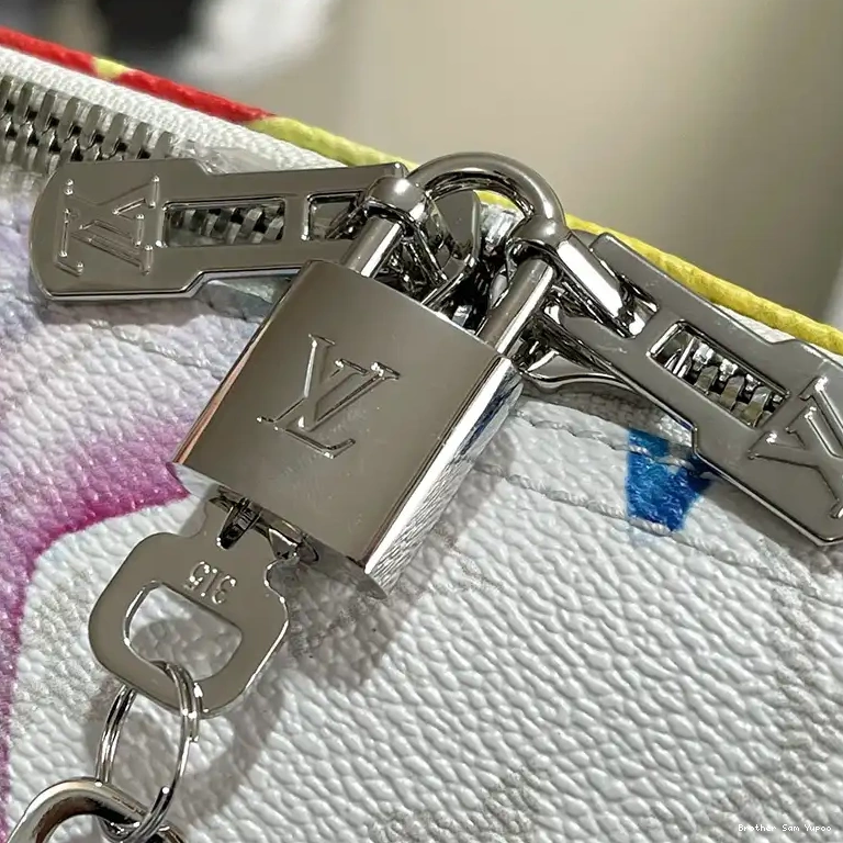 Brother Sam LV 2405YA0029 Bags 0420